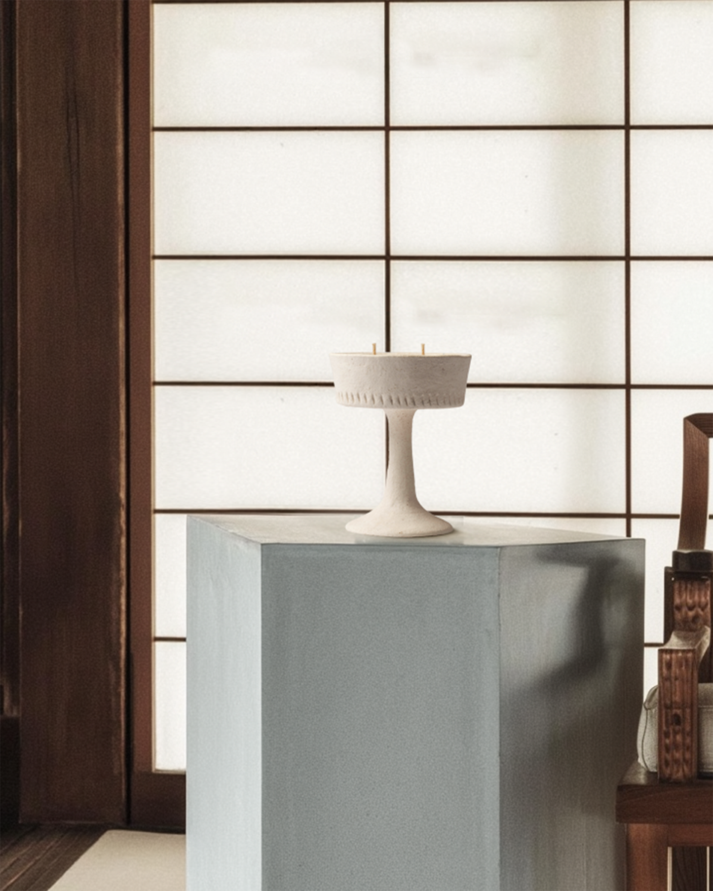 Dune Etch Handcrafted Art Candle-White Clay